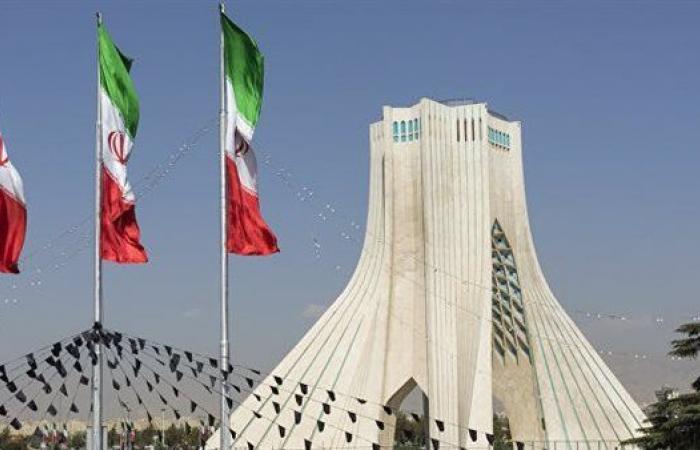 إيران تغلق باب الترشح للرئاسة بعد تقدم 80 شخصًا - بوراق نيوز