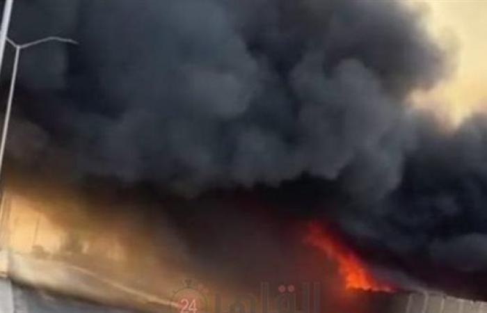 حريق يلتهم مخزن خردة بالمنطقة الصناعية السادسة بأكتوبر | صور - بوراق نيوز
