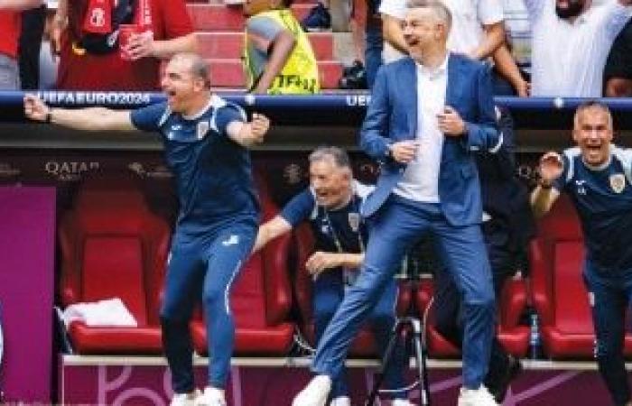 الوحدة يعرض 5 ملايين يورو للتعاقد مع مدرب منتخب رومانيا - بوراق نيوز