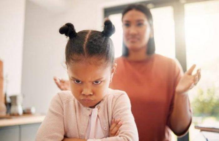 لماذا يسمح بعض الآباء لأبنائهم بـ«عدم احترامهم»؟ - بوراق نيوز
