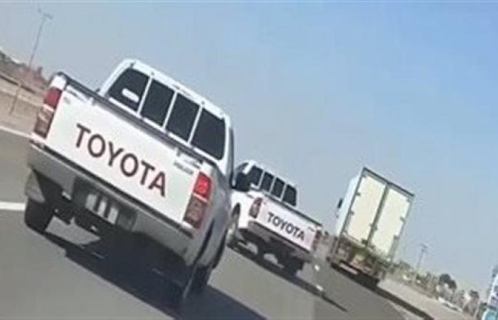 مصدر ينفي حقيقة فيديو سائق يستعرض بسيارته على طريق سريع - بوراق نيوز