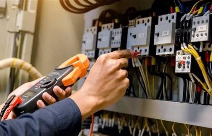 شعاع للخدمات العامة تعلن إطلاق خدمة تلقي بلاغات سرقات التيار الكهربائي عبر واتس آب - بوراق نيوز