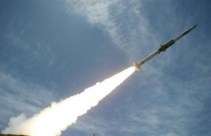 كوريا الشمالية تطلق صاروخين باليستيين قبالة الساحل الشرقي - بوراق نيوز