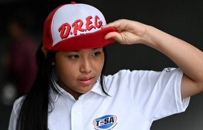 «أولمبياد باريس»: السكايت بورد تحقق حلم تايلاندية في الـ12 من عمرها - بوراق نيوز