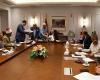 محافظ جنوب سيناء يناقش الاستعدادات الخاصة بمسابقة النوابغ الدولية للقرآن الكريم - بوراق نيوز
