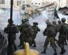 قوات الاحتلال الاسرائيلى  تقتحم مخيم العروب شمال الخليل وسط إطلاق كثيف لقنابل الصوت والغاز - بوراق نيوز