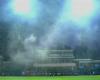 لحظة اشتعال حريق استاد الإسكندرية أثناء مباراة بيراميدز وسموحة (فيديو) - بوراق نيوز